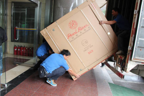 南岔钢琴贵重工艺品无忧运